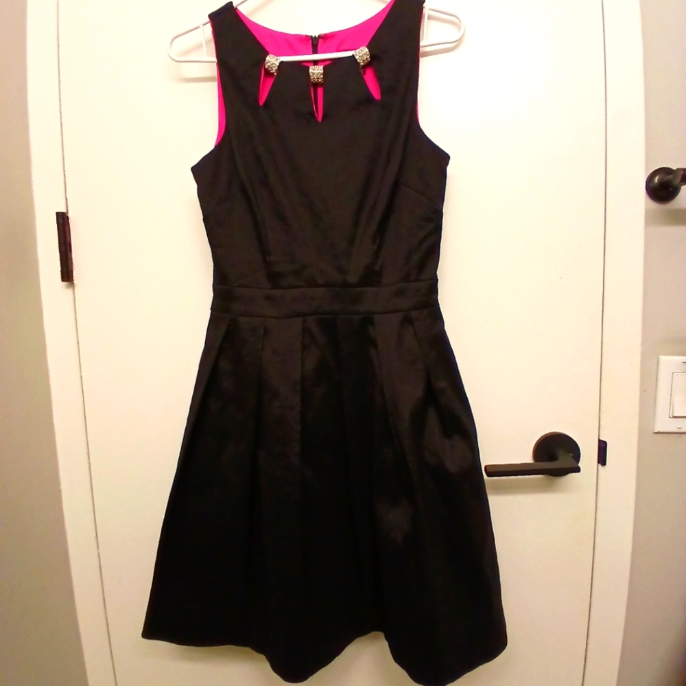 Betsy & Adam Black Cocktail Mini Dress Pink Rhinestone Size 8